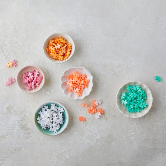 Tube - 240 pc - Pearl Mix pieces sorted in bowls