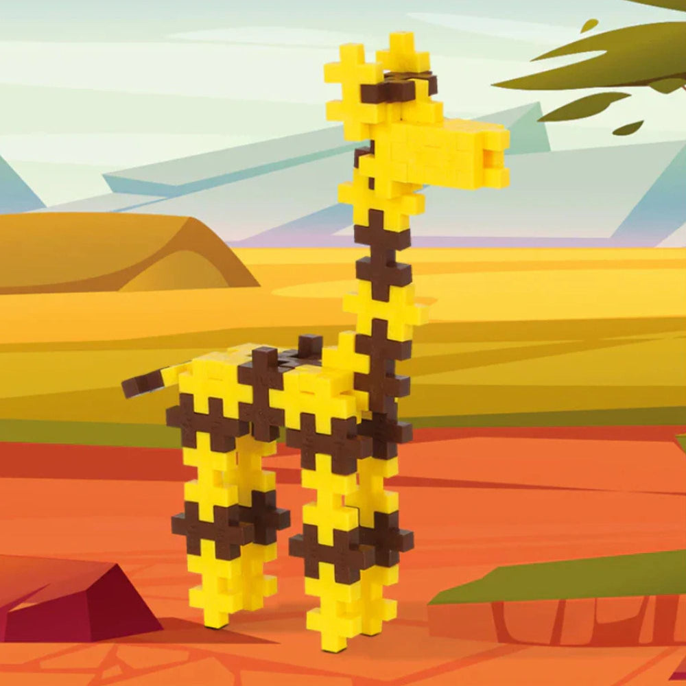 A 3D Giraffe made with Plus-Plus blocks