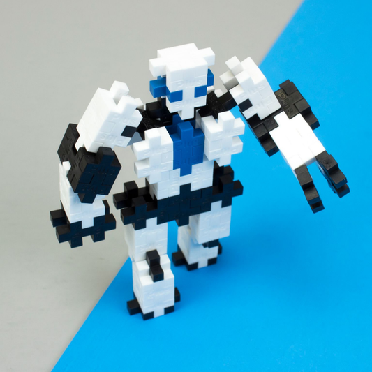 A 3D robot made with Plus-Plus blocks