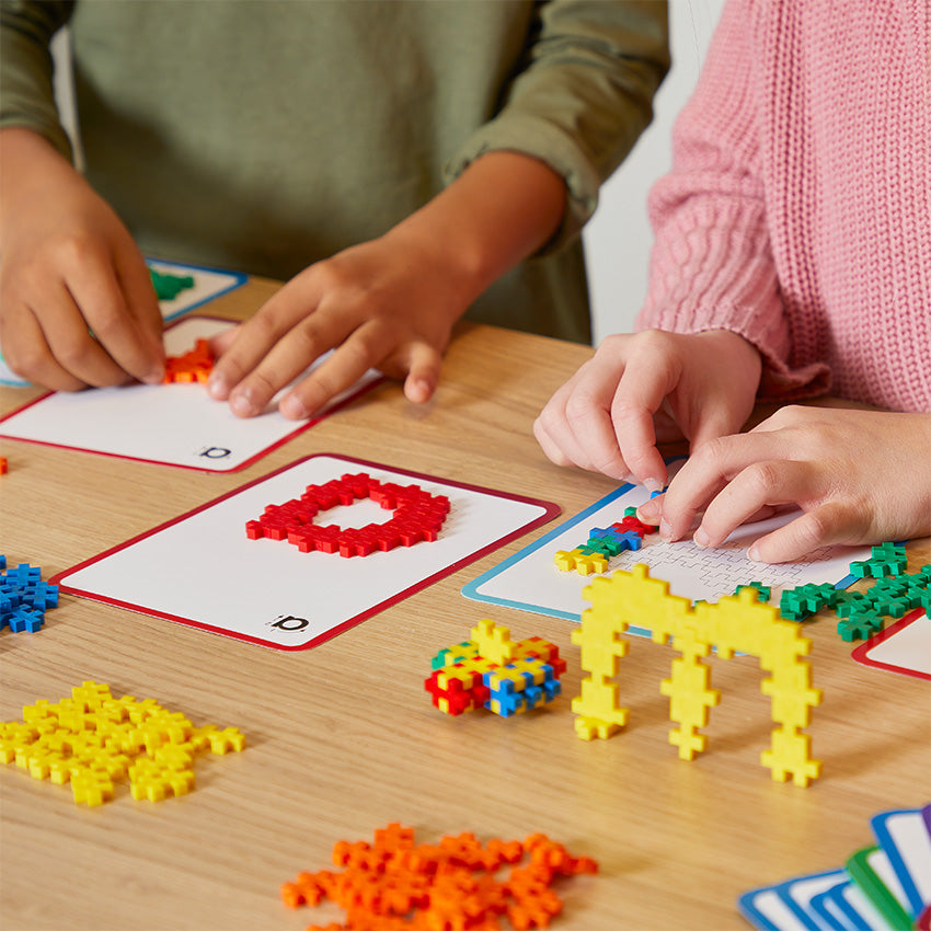 ABC & 123 Education Tub - 2000 pcs: kids building letters on alphabet cards