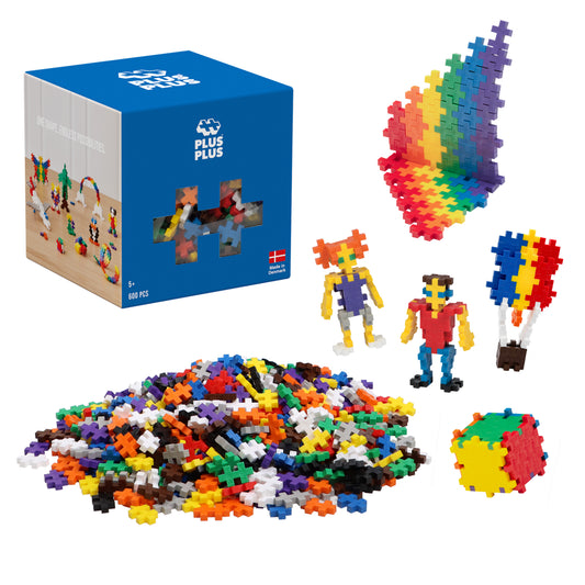 600 pc Open Play Mix - Basic: blue box with a pile of pieces and colorful builds