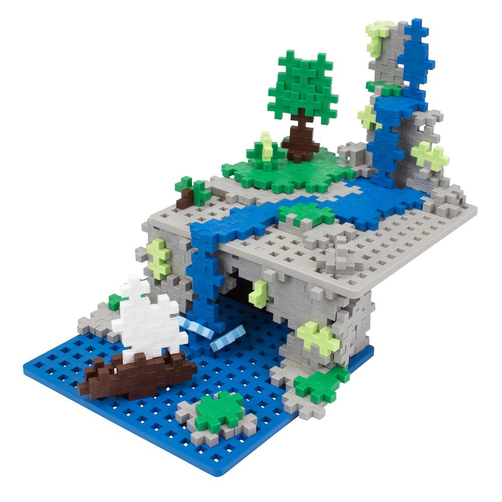 3600 pc Mixed Colors in Tub w/ 12 Baseplates